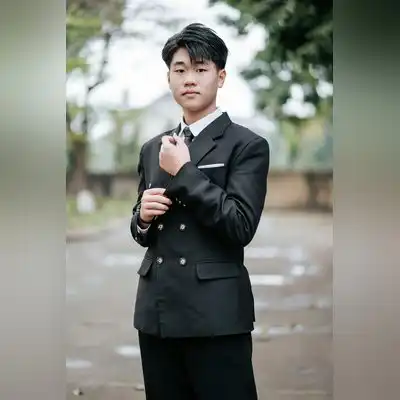 董月宏